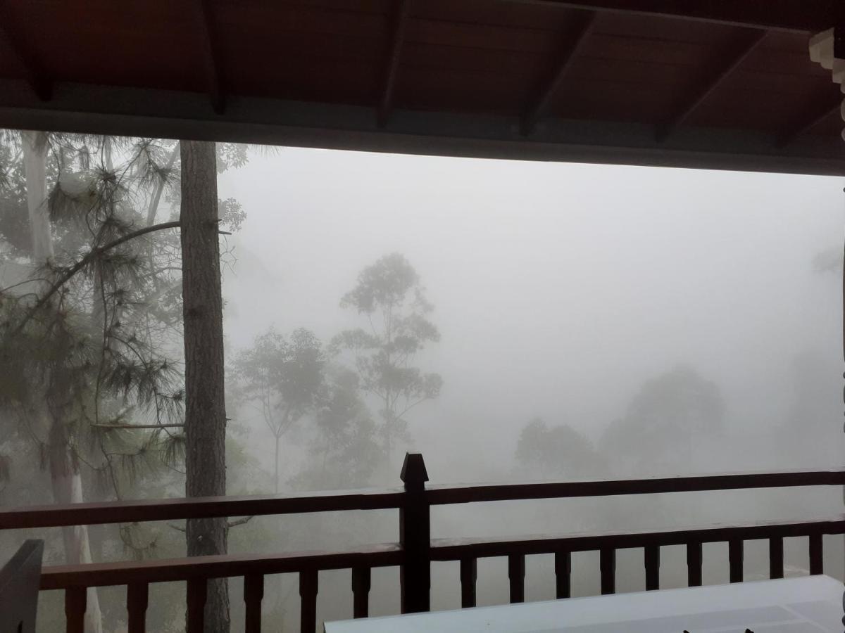 Hotel Ella Hillsite View Esterno foto